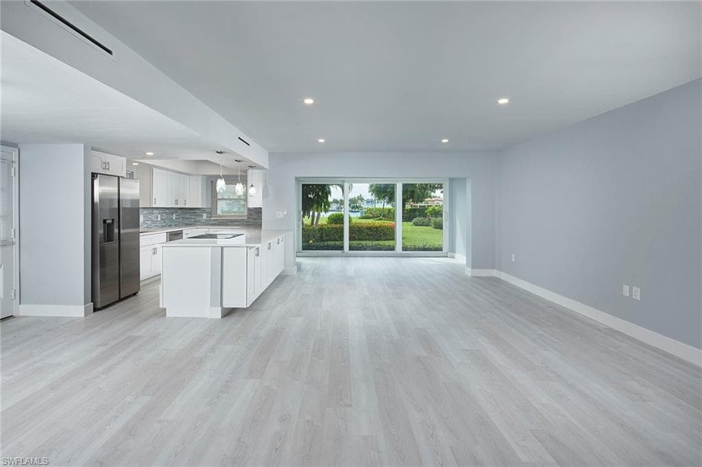 3400 Gulf Shore Blvd N A2, Naples, FL 34103-3