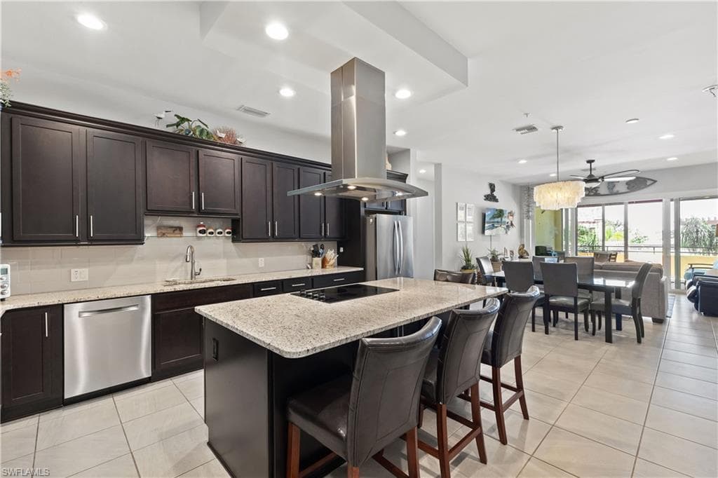 21460 Strada Nuova Cir B214, Estero, FL 33928-2