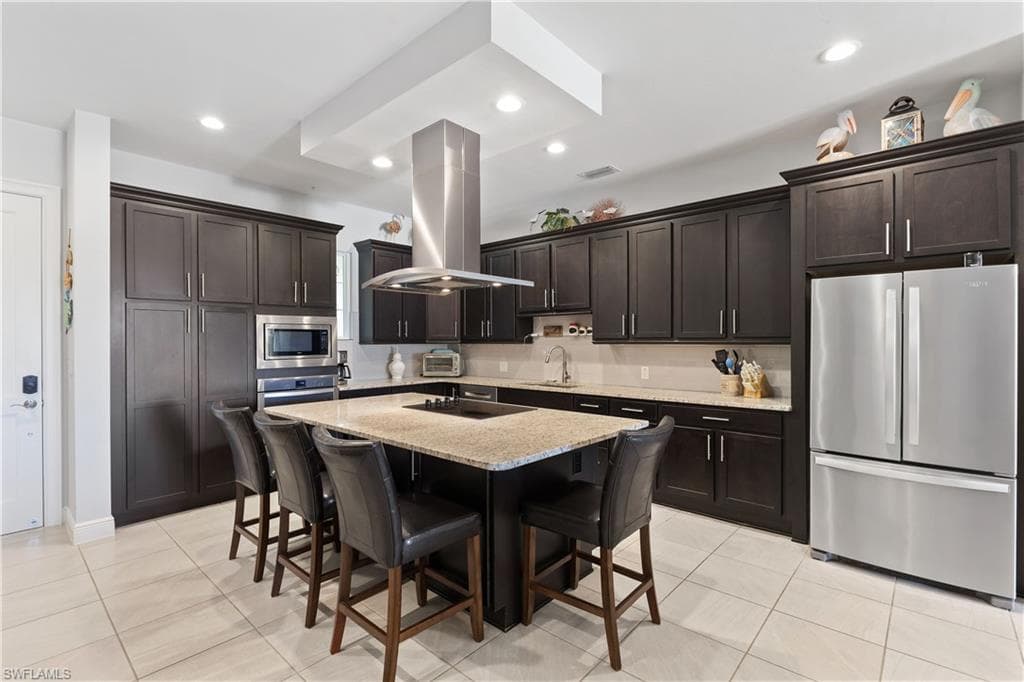 21460 Strada Nuova Cir B214, Estero, FL 33928-4