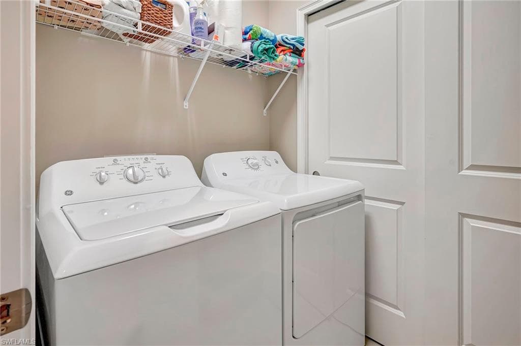 9440 Benvenuto Ct 102, Naples, FL 34119-23