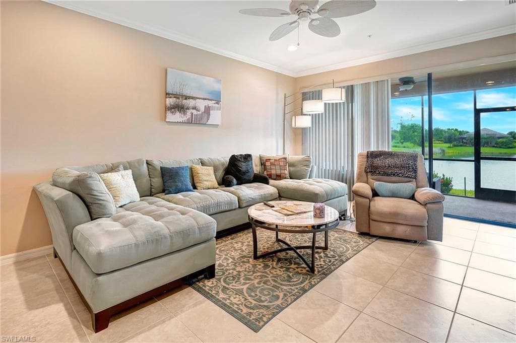 9440 Benvenuto Ct 102, Naples, FL 34119-2