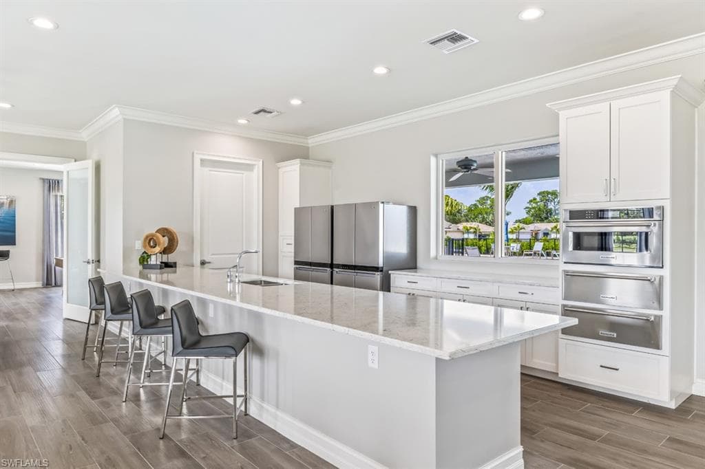 343 Grace Bay Ln, Naples, FL 34114-12