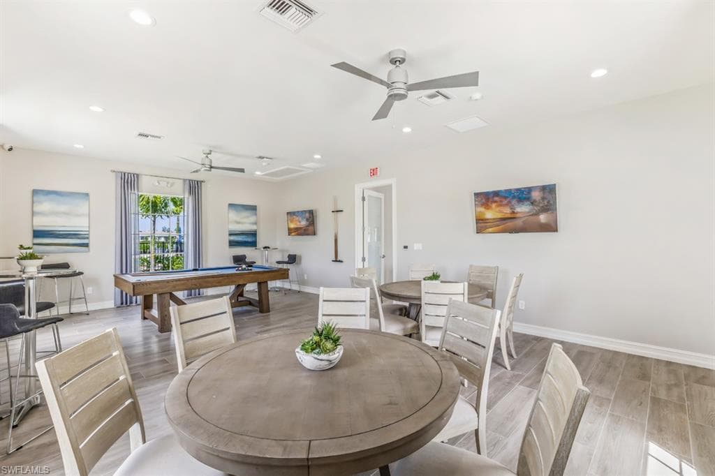 343 Grace Bay Ln, Naples, FL 34114-13