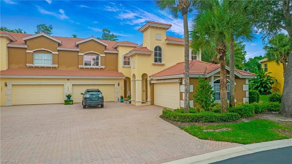 7231 Bergamo Way 202, Fort Myers, FL 33966-44