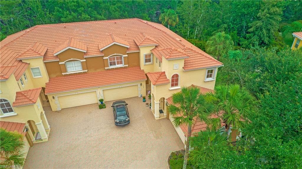 7231 Bergamo Way 202, Fort Myers, FL 33966-45
