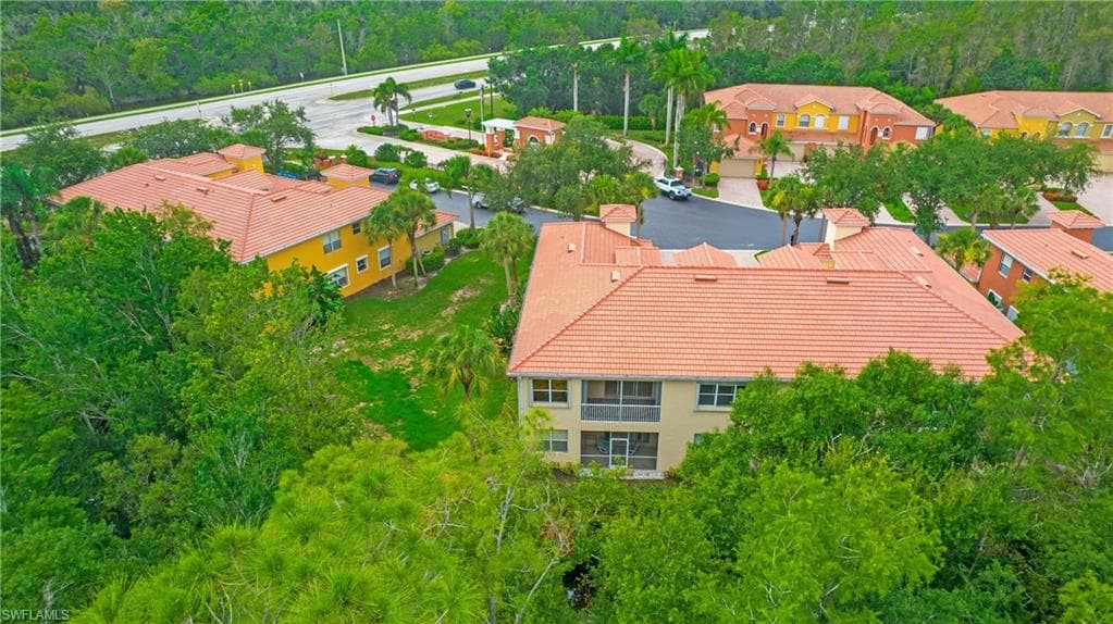 7231 Bergamo Way 202, Fort Myers, FL 33966-47