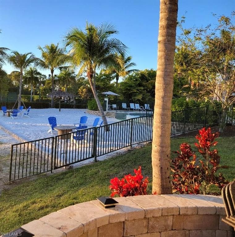 13445 Ladyfish Ln, Naples, FL 34114-4