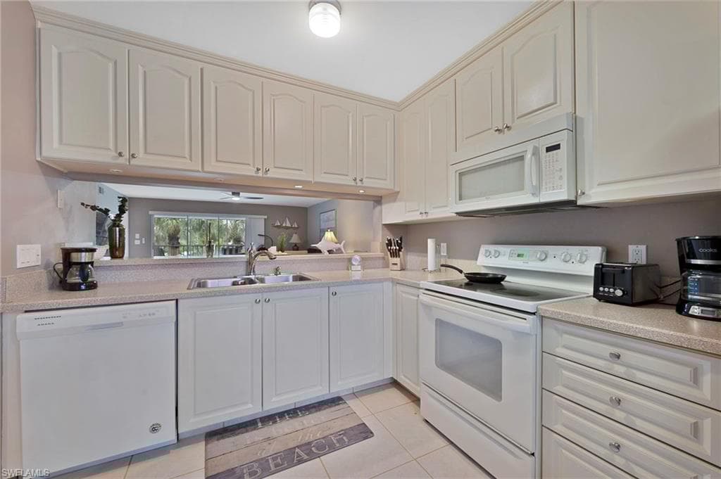 3002 Sandpiper Bay Cir A203, Naples, FL 34112-5
