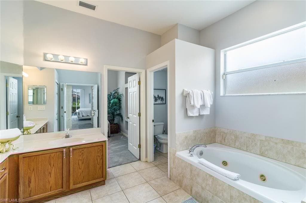 1783 Waterfall Ct, Marco Island, FL 34145-19
