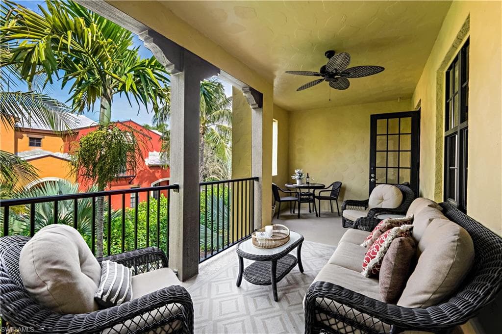 8949 Malibu St 302, Naples, FL 34113-16