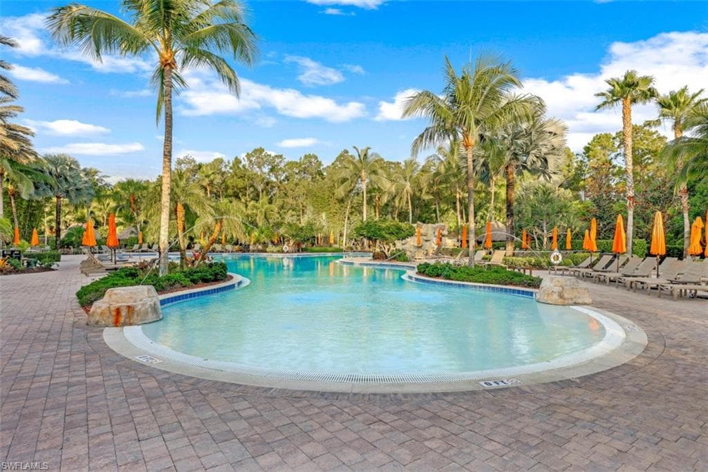 8949 Malibu St 302, Naples, FL 34113-20