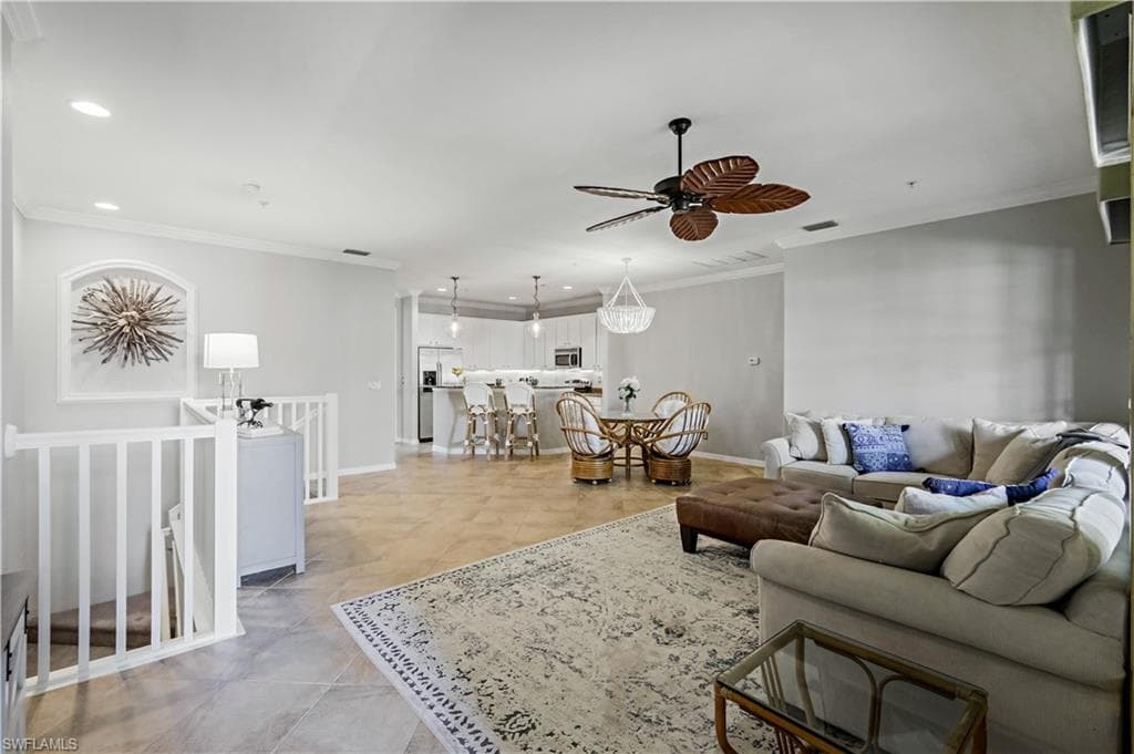 8949 Malibu St 302, Naples, FL 34113-2