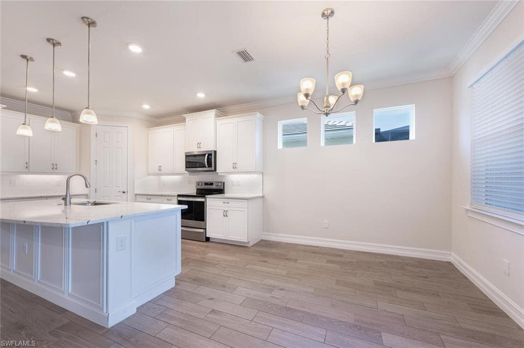 28136 Captiva Shell Loop, Bonita Springs, FL 34135-10