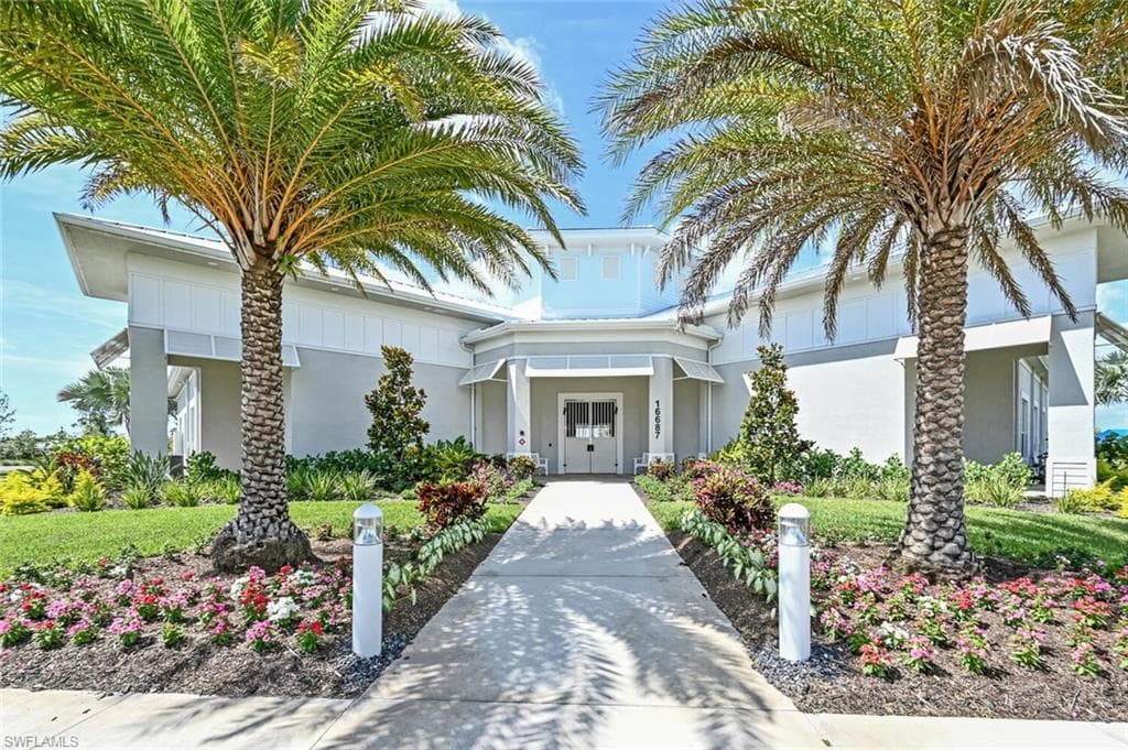 28136 Captiva Shell Loop, Bonita Springs, FL 34135-32