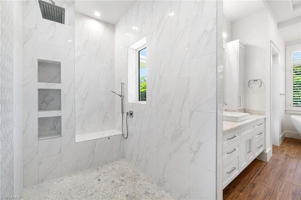 171 North St, Naples, FL 34108-20