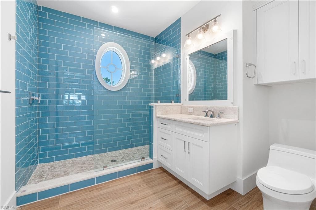 171 North St, Naples, FL 34108-27