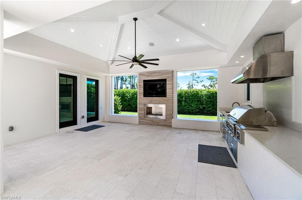 171 North St, Naples, FL 34108-38