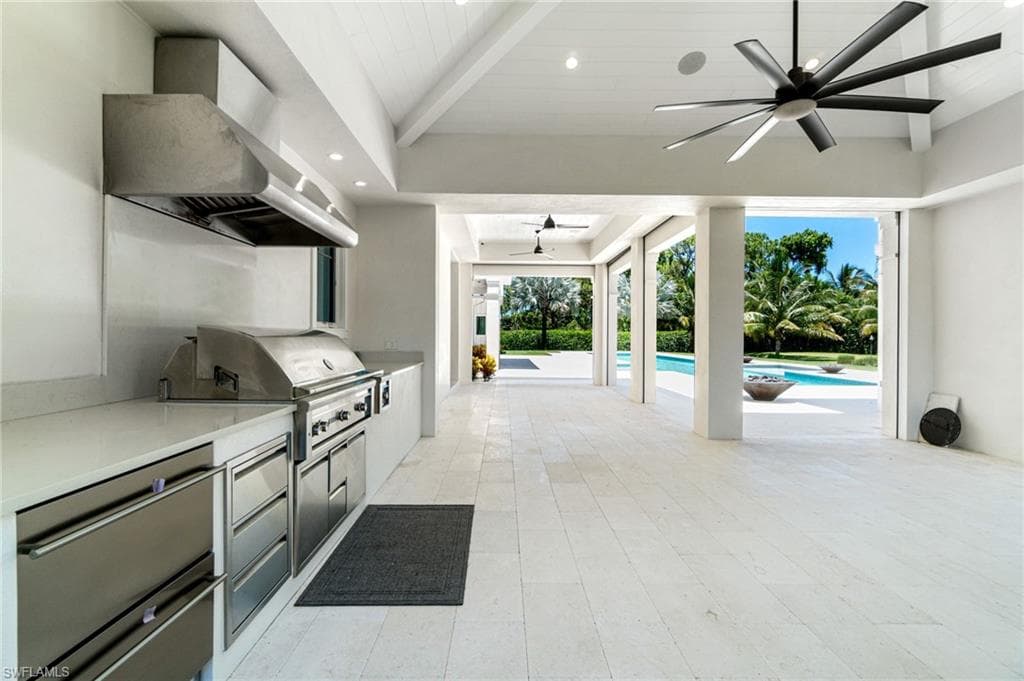 171 North St, Naples, FL 34108-39