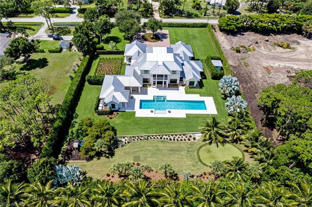 171 North St, Naples, FL 34108-49