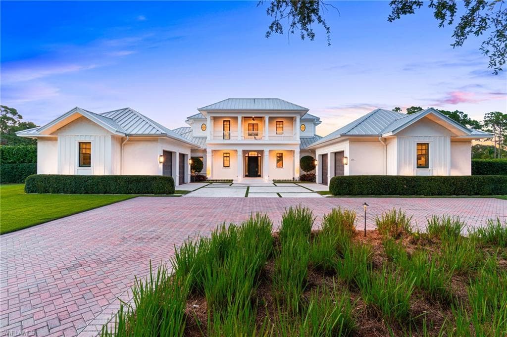 171 North St, Naples, FL 34108-5
