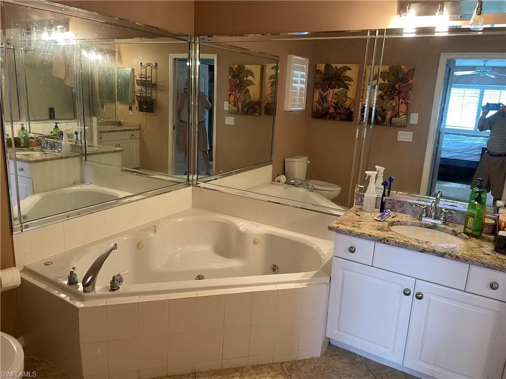 9061 Michael Cir 2, Naples, FL 34113-20