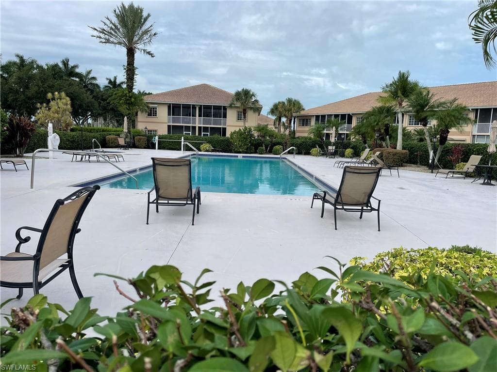 9061 Michael Cir 2, Naples, FL 34113-22