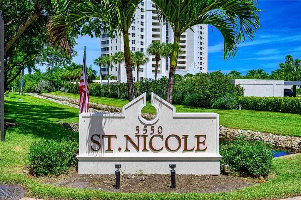 5550 Heron Point Dr 1503, Naples, FL 34108-27
