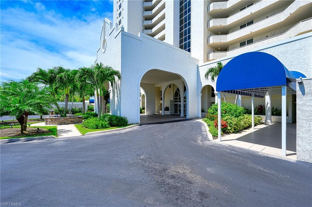 5550 Heron Point Dr 1503, Naples, FL 34108-30