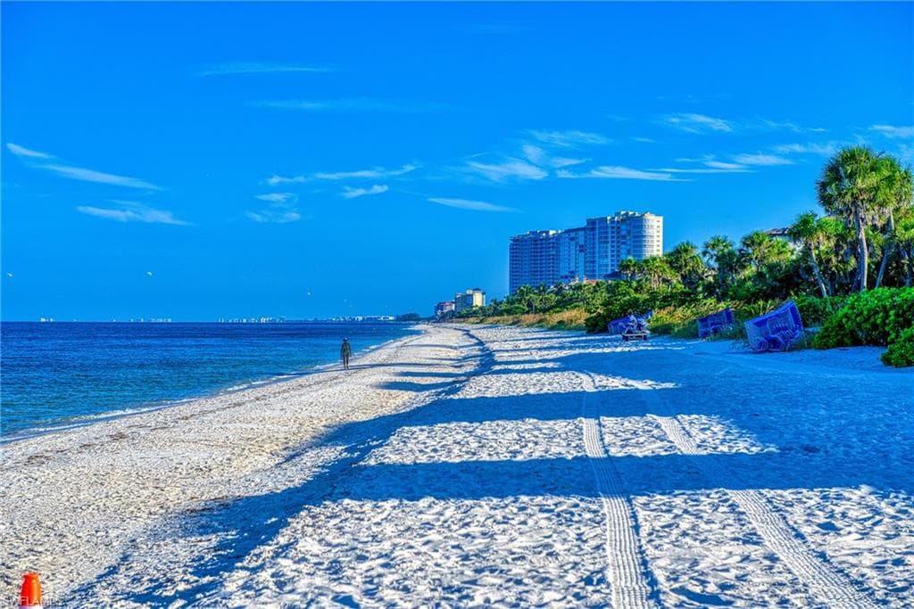 5550 Heron Point Dr 1503, Naples, FL 34108-36