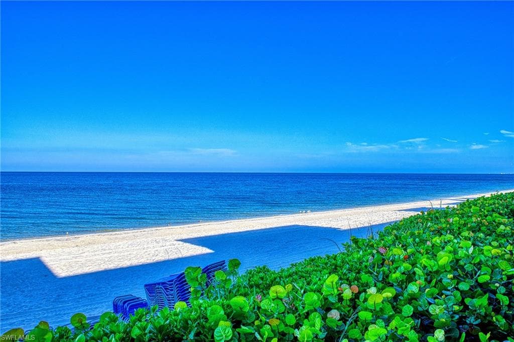 5550 Heron Point Dr 1503, Naples, FL 34108-38