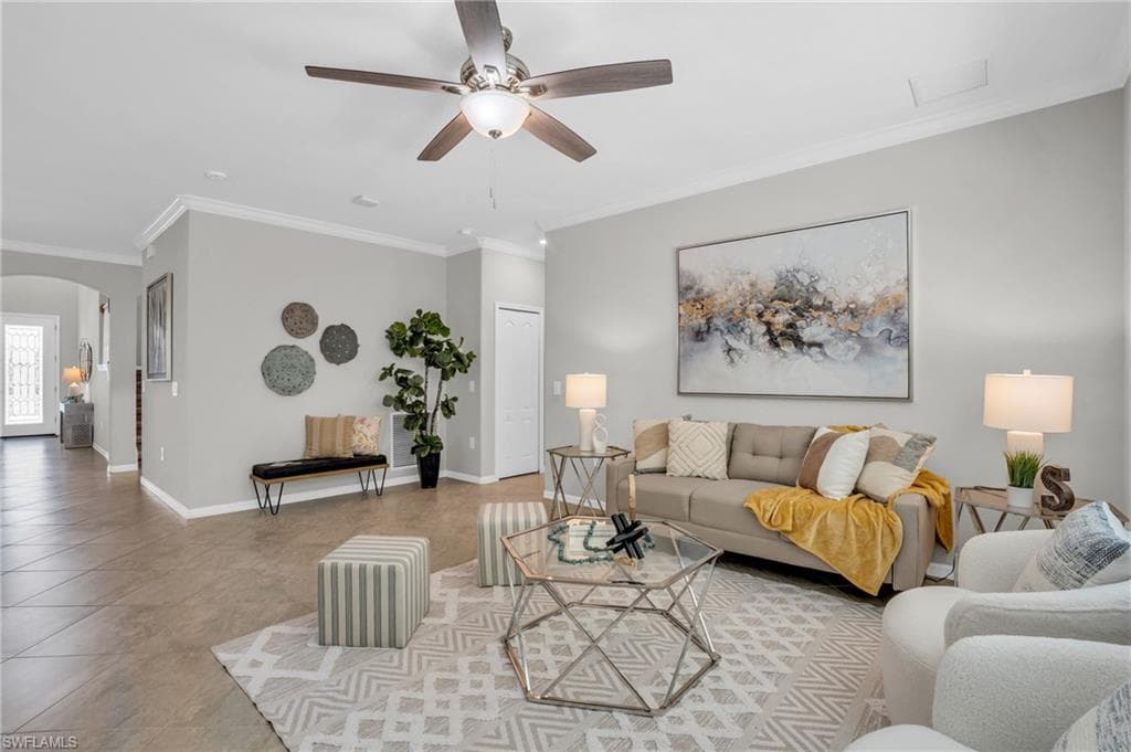 9403 Foxglove Ln, Naples, FL 34120-18