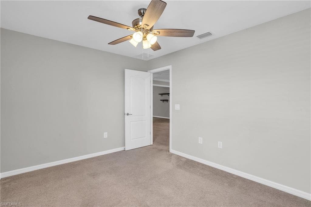 9403 Foxglove Ln, Naples, FL 34120-29