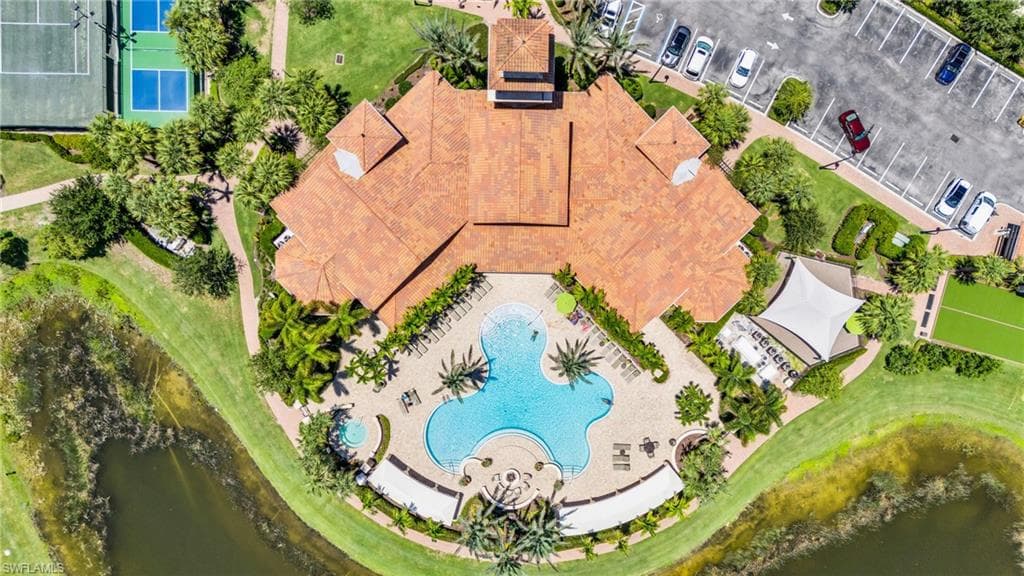 9403 Foxglove Ln, Naples, FL 34120-41