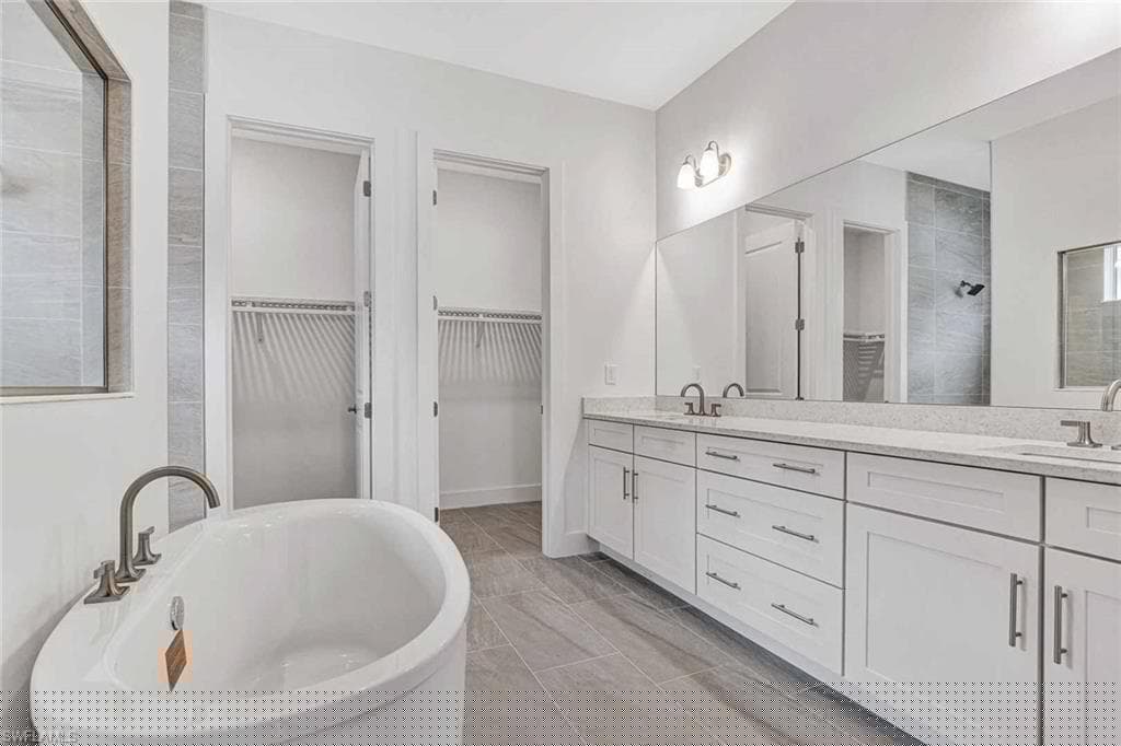 9073 Wisteria Way, Naples, FL 34114-10