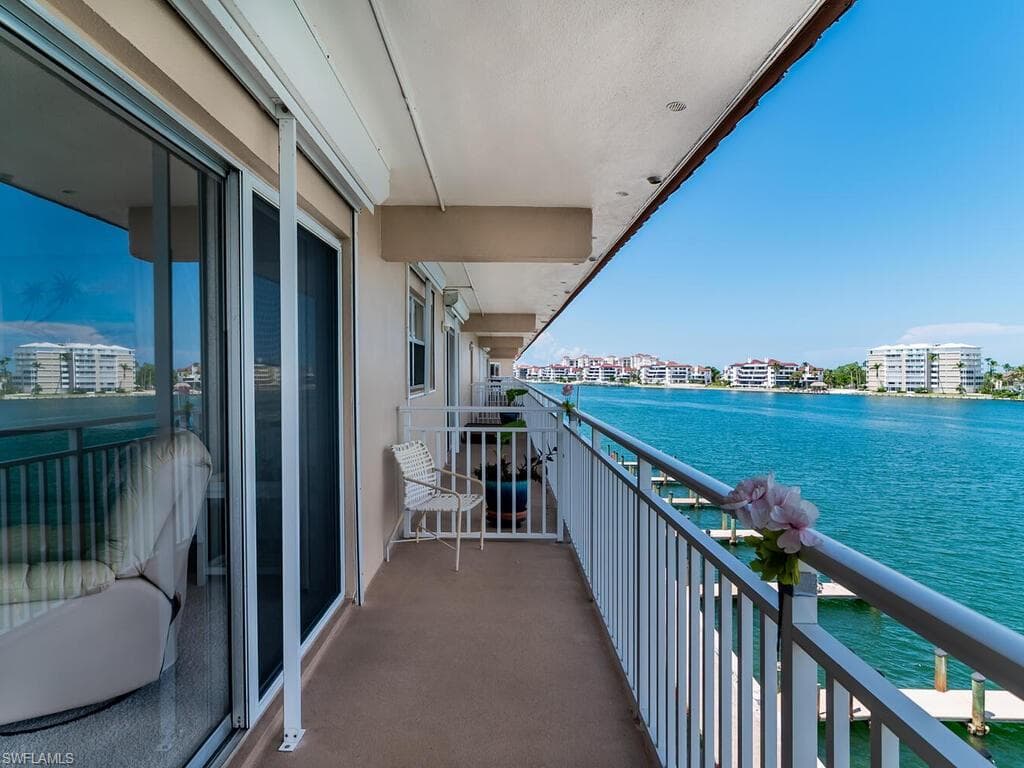 1202 Edington Pl B401, Marco Island, FL 34145-16