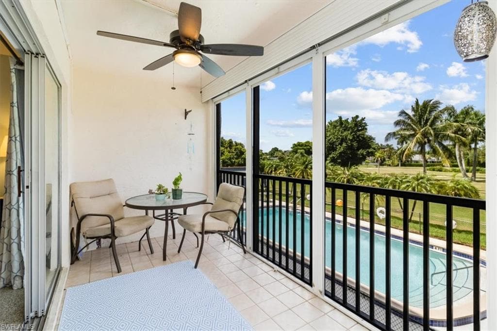 190 Pebble Beach Blvd 204, Naples, FL 34113-1