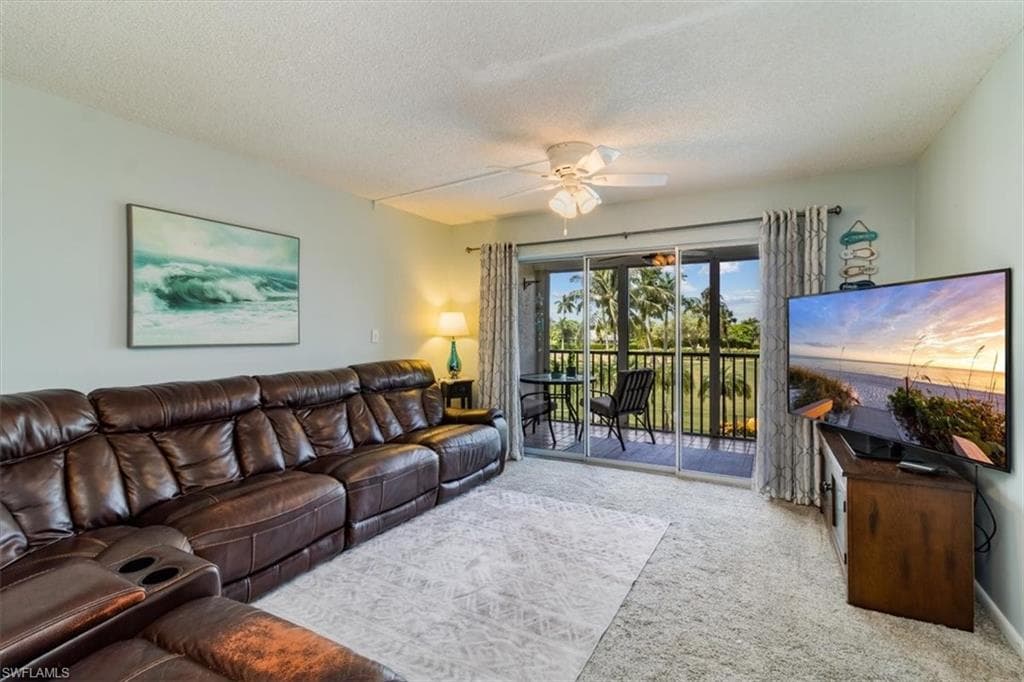 190 Pebble Beach Blvd 204, Naples, FL 34113-3