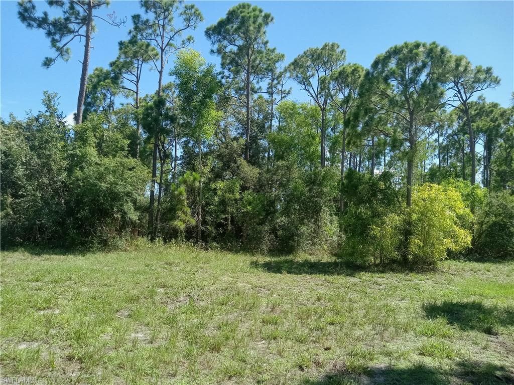 3901 45th St, Cape Coral, FL 33993-1