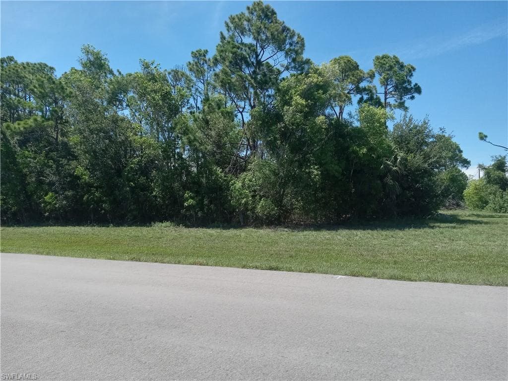 3901 45th St, Cape Coral, FL 33993-3