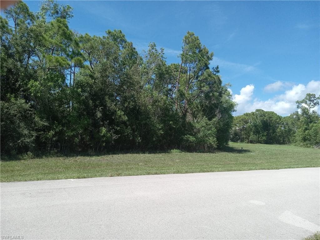 3901 45th St, Cape Coral, FL 33993-4
