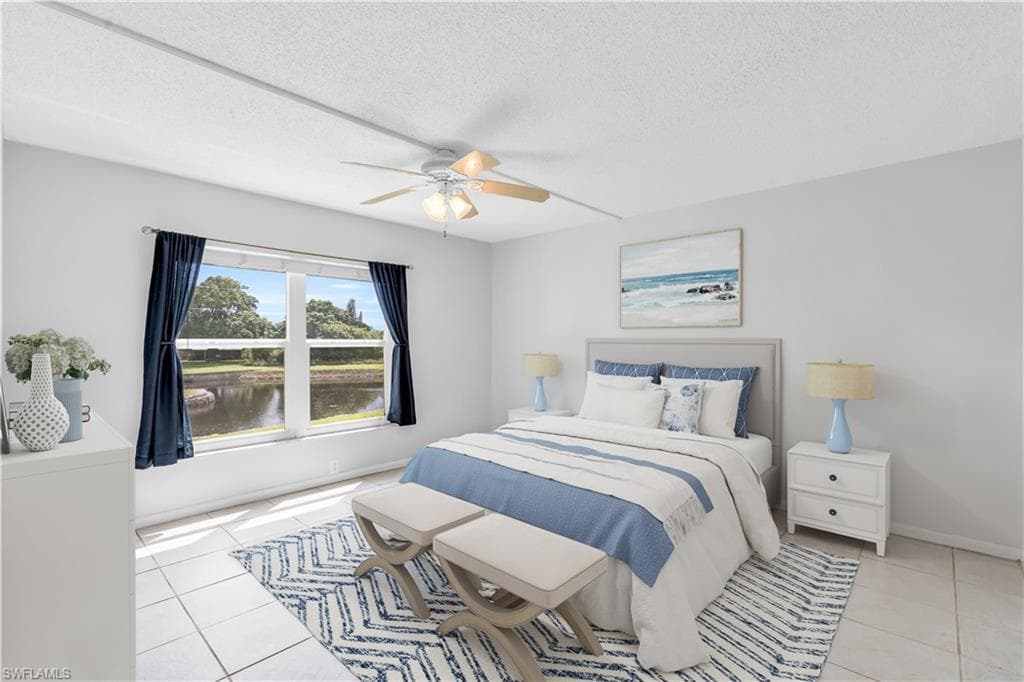 100 Valley Stream Dr 204, Naples, FL 34113-3