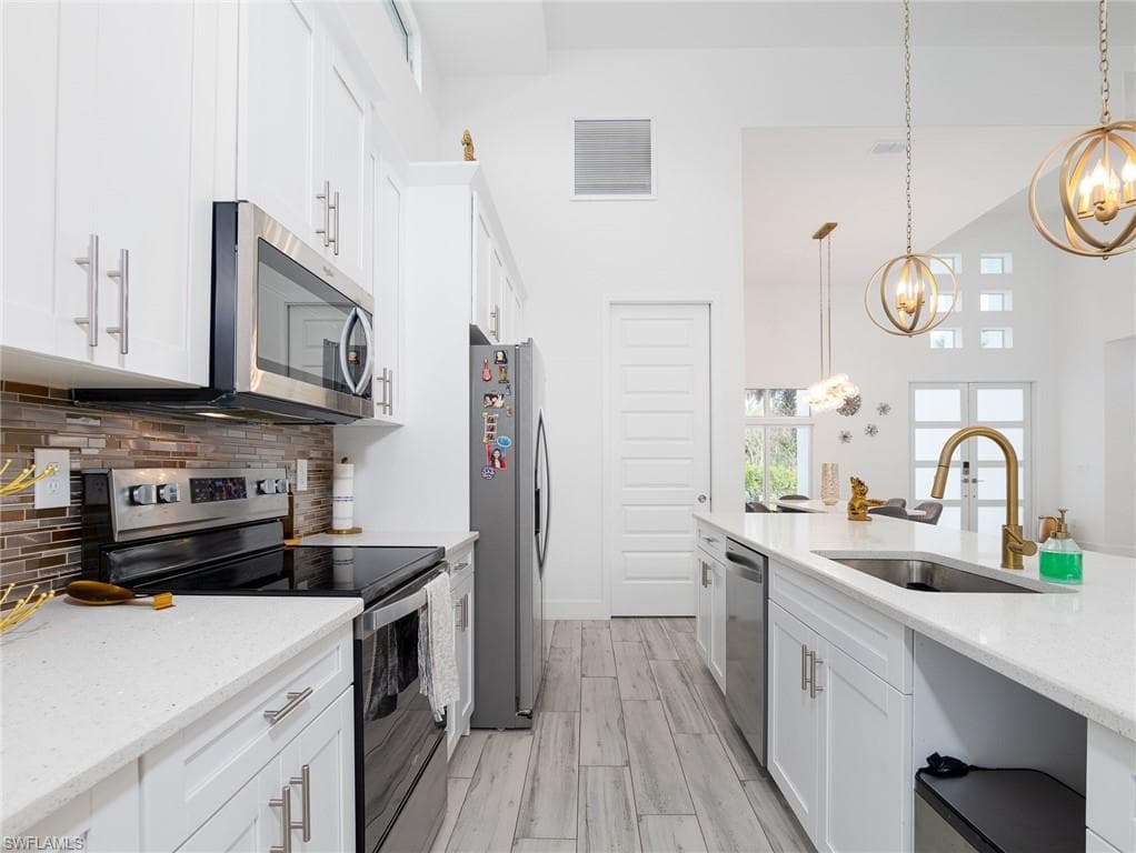 1766 Golden Gate Blvd W, Naples, FL 34120-10
