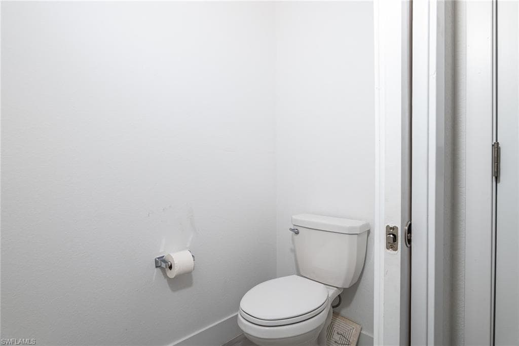 1766 Golden Gate Blvd W, Naples, FL 34120-16