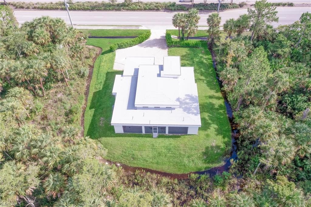 1766 Golden Gate Blvd W, Naples, FL 34120-32