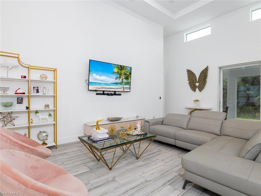 1766 Golden Gate Blvd W, Naples, FL 34120-6
