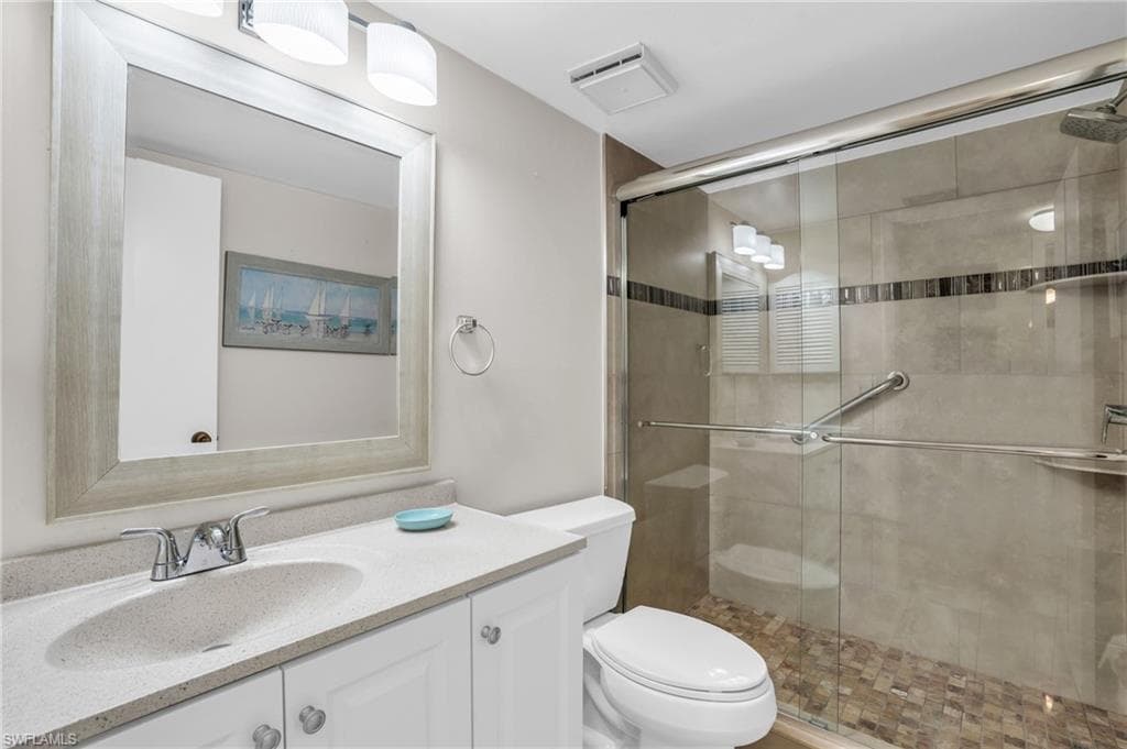 5435 Rattlesnake Hammock Rd E-304, Naples, FL 34113-12