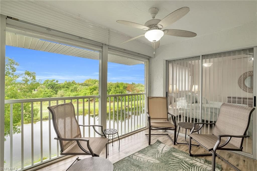 5435 Rattlesnake Hammock Rd E-304, Naples, FL 34113-17
