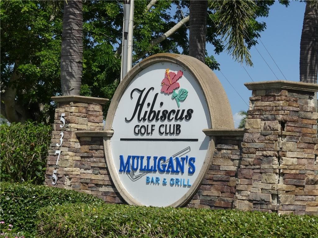 5435 Rattlesnake Hammock Rd E-304, Naples, FL 34113-23