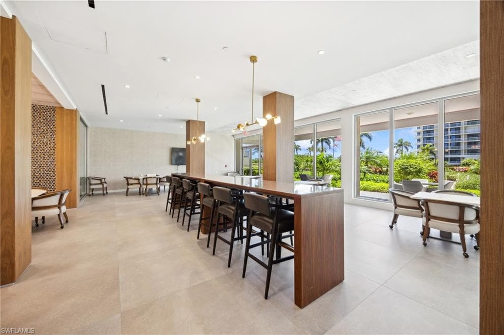 260 Seaview Ct 601, Marco Island, FL 34145-23
