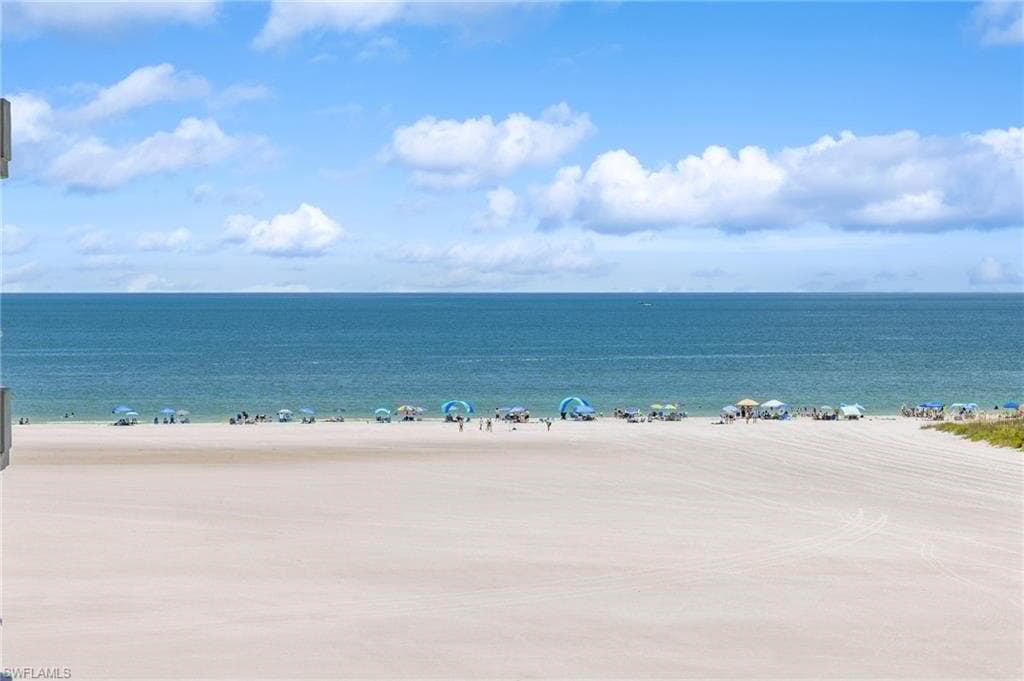 260 Seaview Ct 601, Marco Island, FL 34145-28